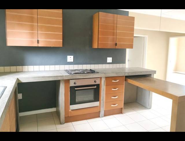 2 BEDROOM PROPERTY TO RENT IN THE PADDOCKS